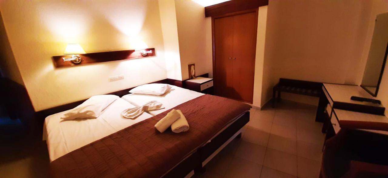 Mitho Hotel Spa Loutra Edipsou  ภายนอก รูปภาพ