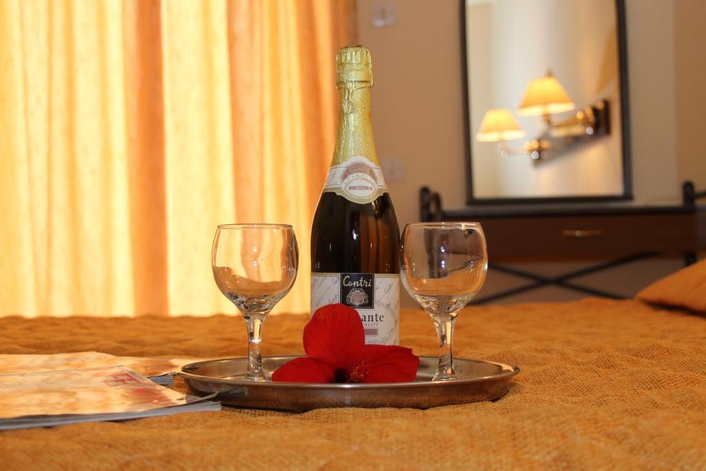 Mitho Hotel Spa Loutra Edipsou  ภายนอก รูปภาพ